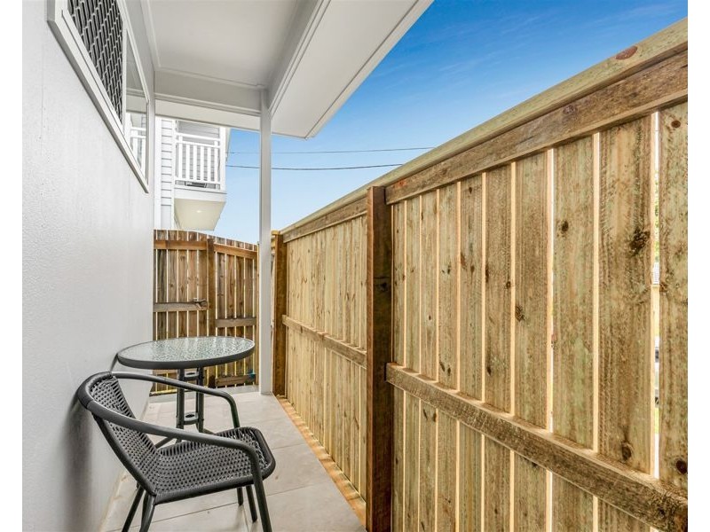 2/16 Jindalee Street, Jindalee QLD 4074