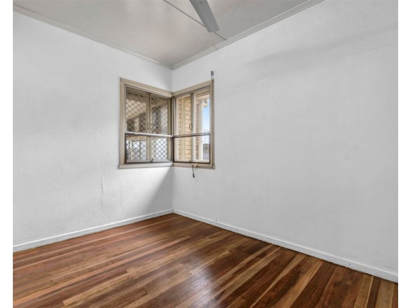 25 Landsboro Avenue, Boondall QLD 4034