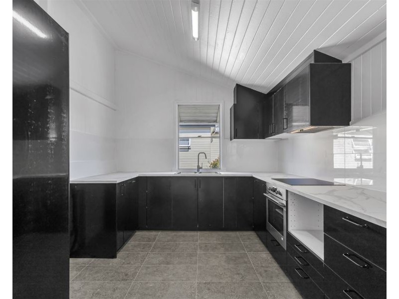 76 Armstrong Road, Cannon Hill QLD 4170