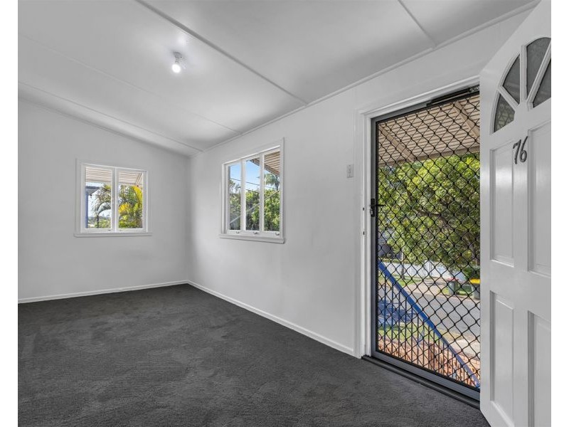 76 Armstrong Road, Cannon Hill QLD 4170