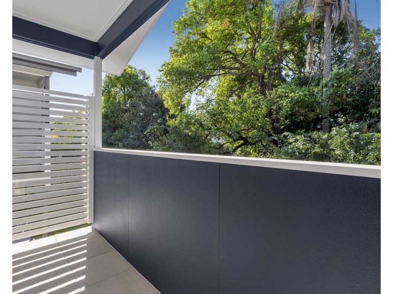 2/61 Miller Street, Chermside QLD 4032