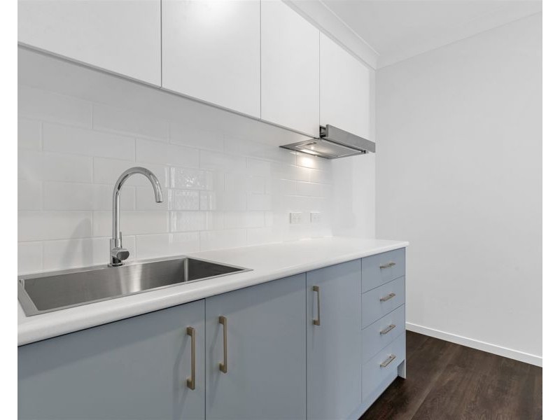 1/14 Duke Street, Brighton QLD 4017