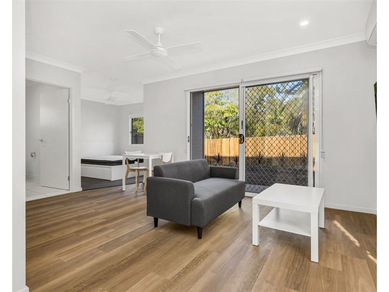 1/79 High Street, Brighton QLD 4017