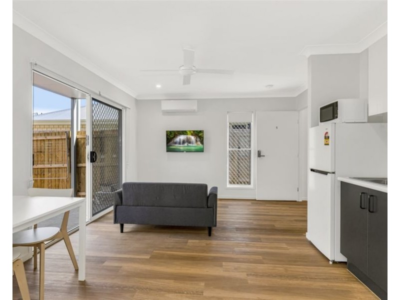 1/79 High Street, Brighton QLD 4017