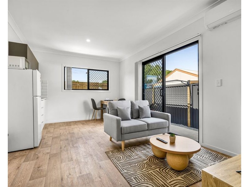 6a Hayes Street, Raceview QLD 4305