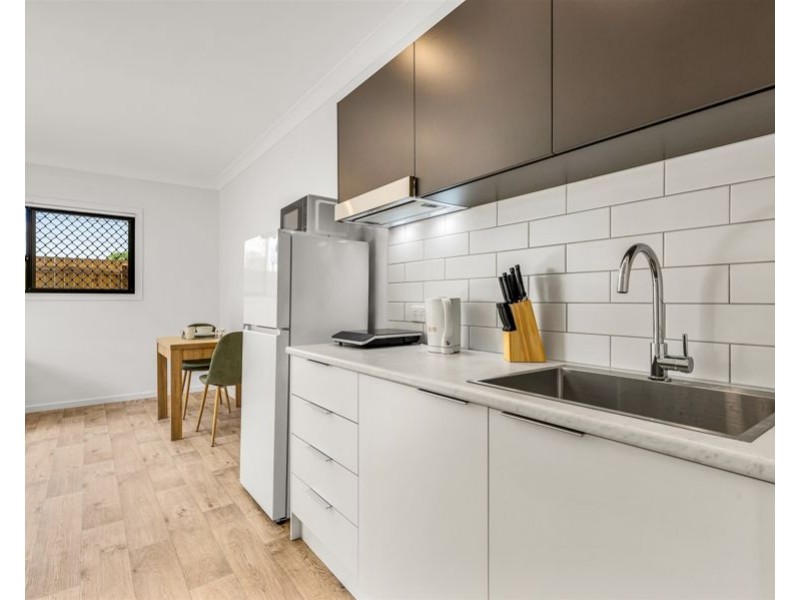 6a Hayes Street, Raceview QLD 4305