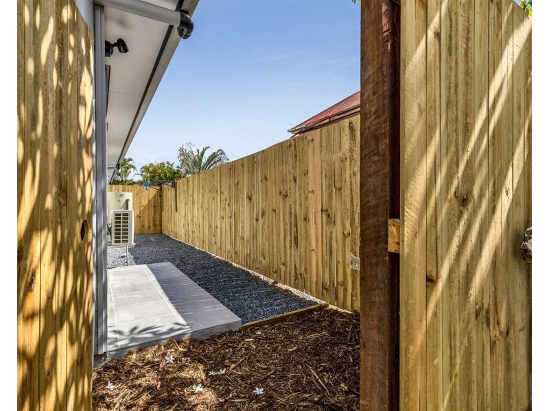 6a Hayes Street, Raceview QLD 4305