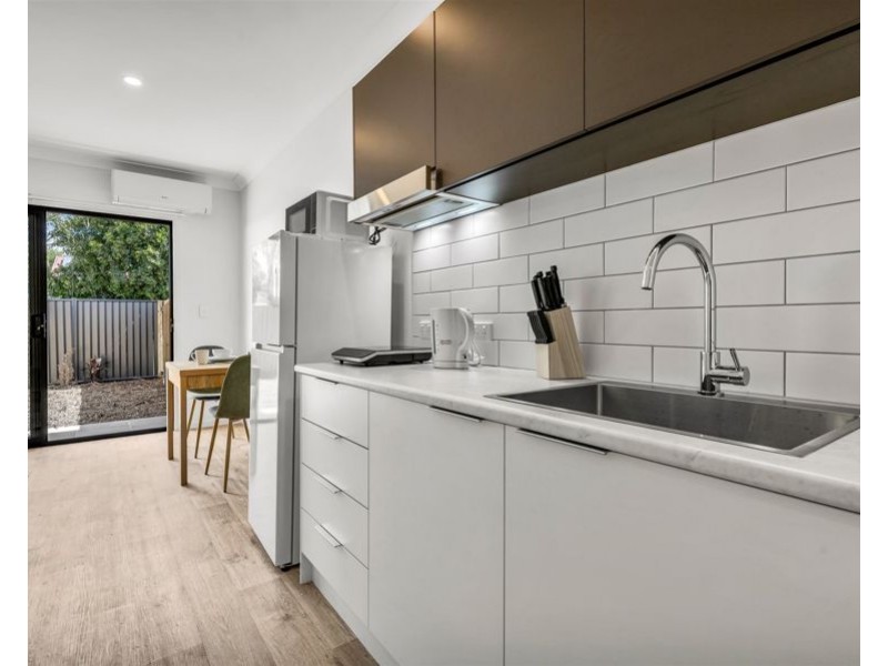 6a Hayes Street, Raceview QLD 4305