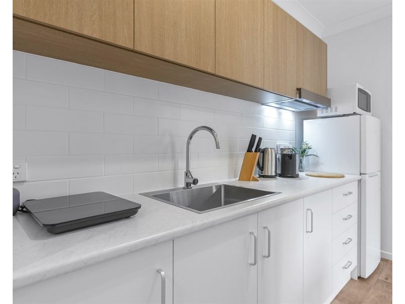 2/14 Price Street, Oxley QLD 4075