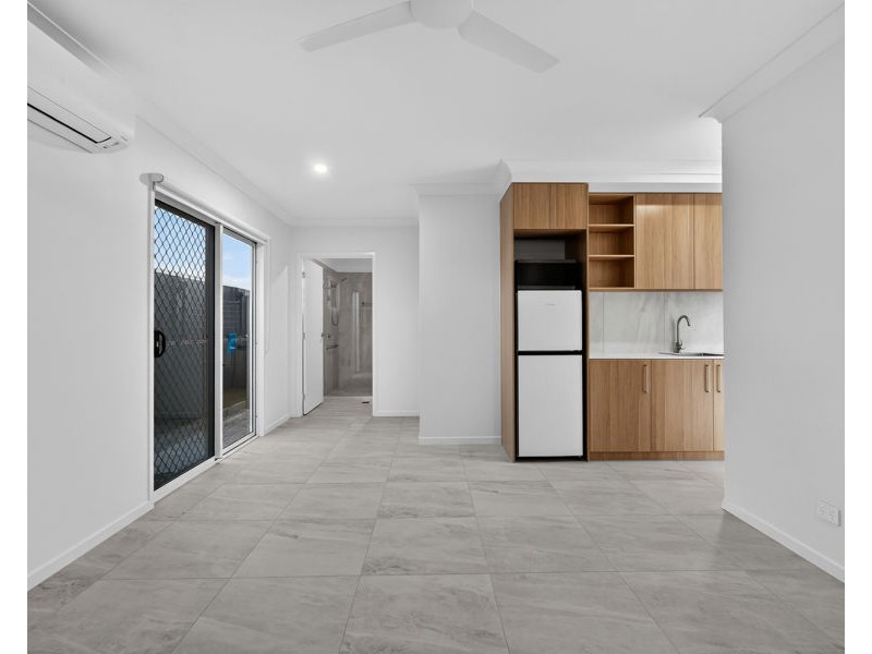 73 Charlie Street, Zillmere QLD 4034