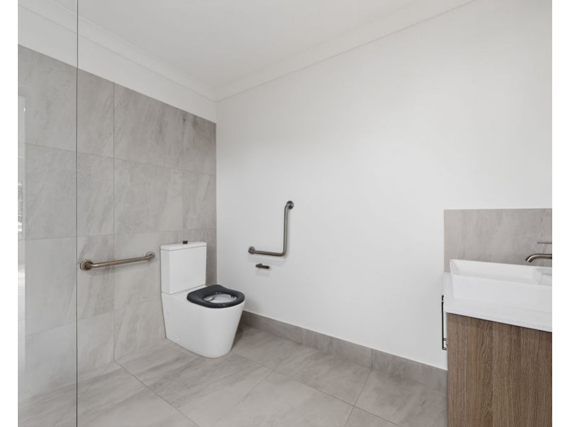 73 Charlie Street, Zillmere QLD 4034