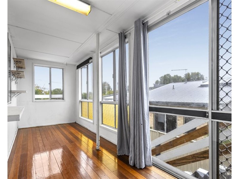 168 Randall Road, Wynnum West QLD 4178