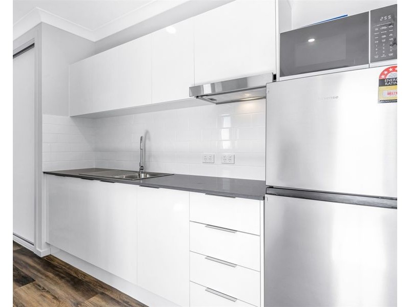 2/190 Sibley Road (cnr Fordel Street), Wynnum West QLD 4178