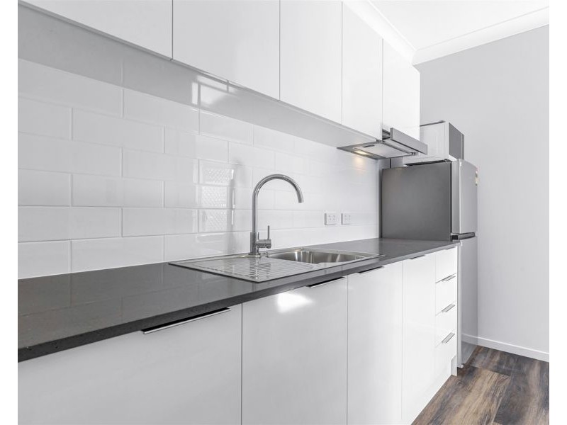 2/190 Sibley Road (cnr Fordel Street), Wynnum West QLD 4178