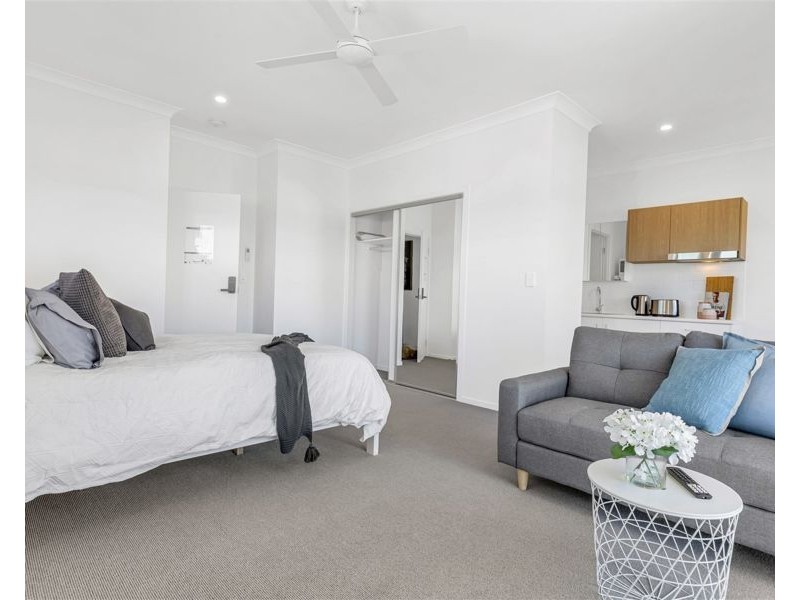 8/23a Sarah Street, Annerley QLD 4103