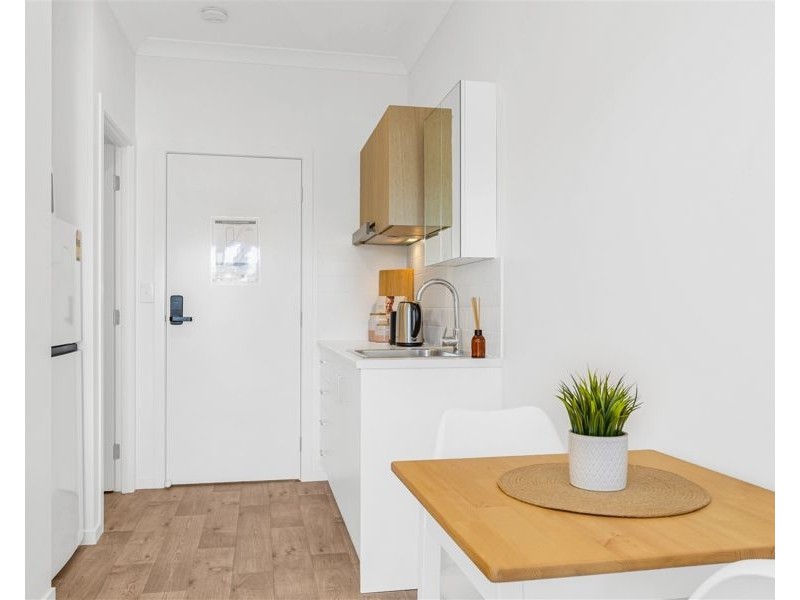 8/23a Sarah Street, Annerley QLD 4103