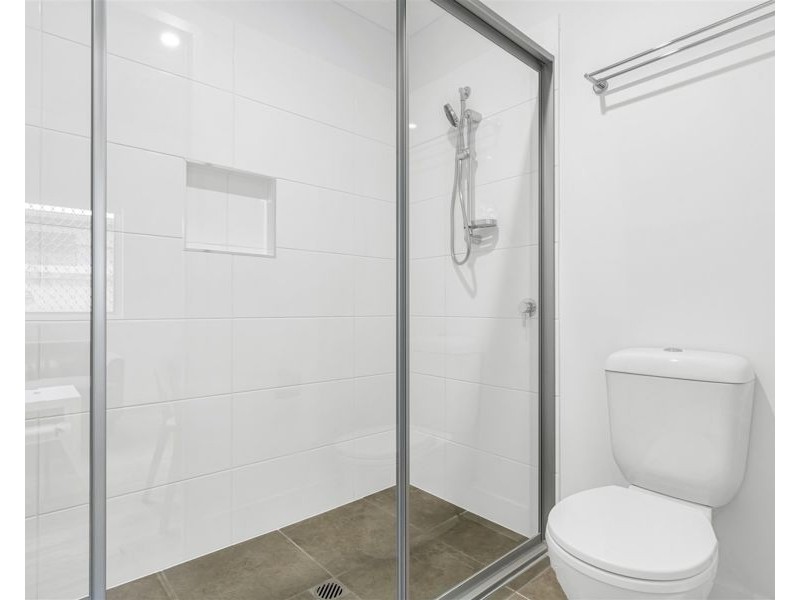 2/69 Glen Holm Street, Mitchelton QLD 4053