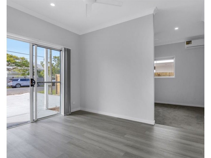 1/19a Bowering Street, Lota QLD 4179