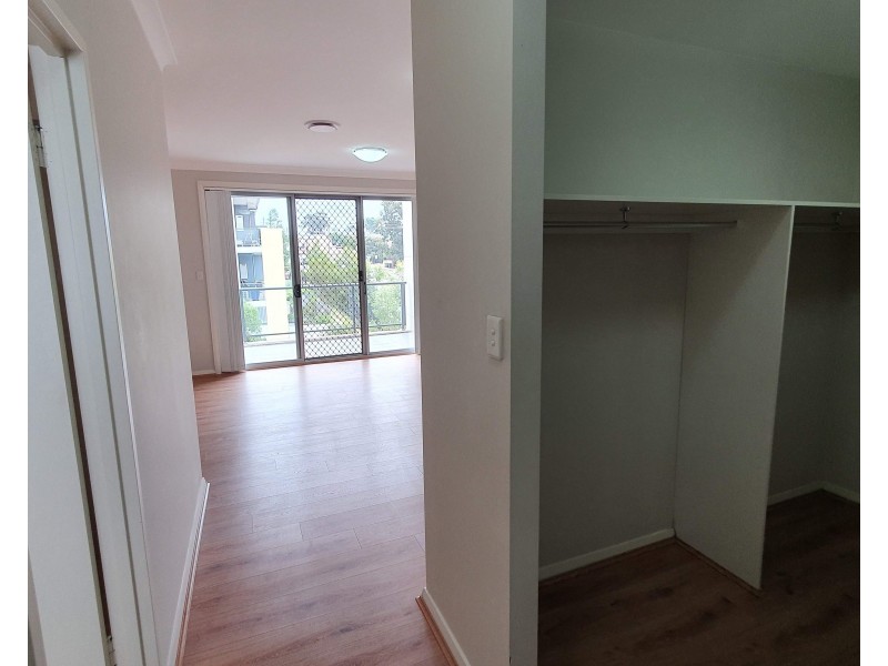 7/8G Myrtle Street, Prospect NSW 2148