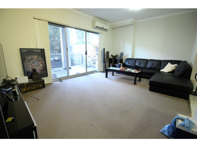 6/8-18 Briens Road, Northmead NSW 2152