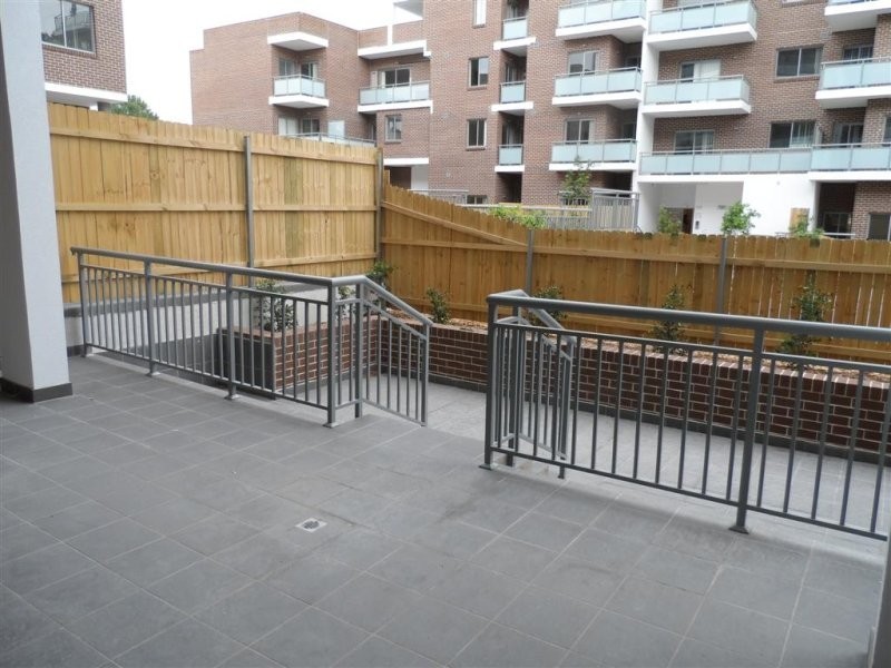 6/8-18 Briens Road, Northmead NSW 2152