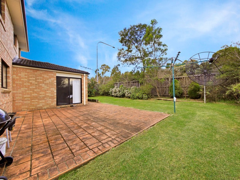 17 Mary Ann Pl, Cherrybrook NSW 2126