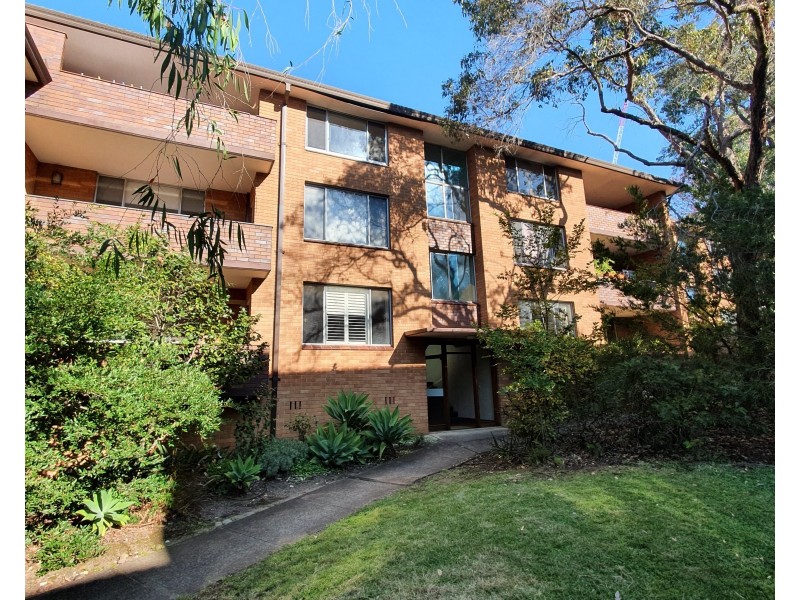 12/18 ESSEX STREET, Epping NSW 2121