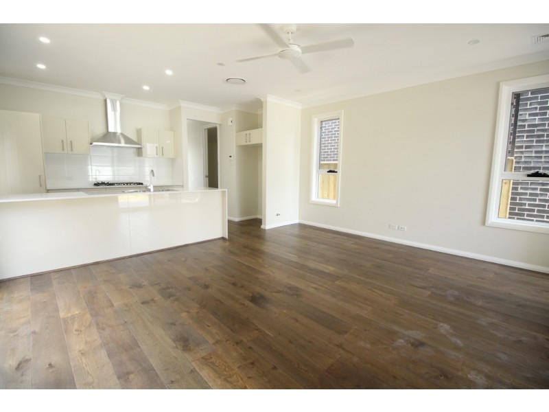 35 Saxon Lane, Rouse Hill NSW 2155