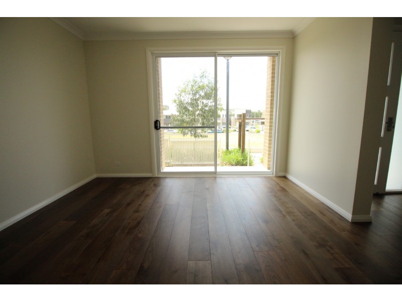 35 Saxon Lane, Rouse Hill NSW 2155