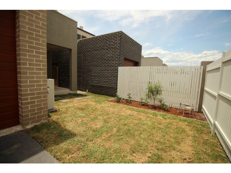 35 Saxon Lane, Rouse Hill NSW 2155