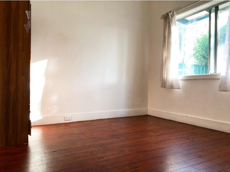 25 Defoe St, Wiley Park NSW 2195