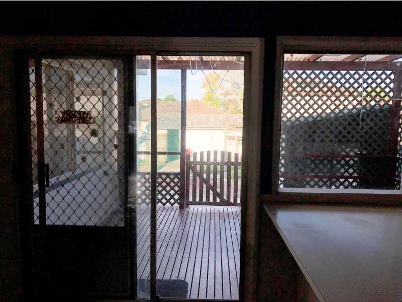 25 Defoe St, Wiley Park NSW 2195