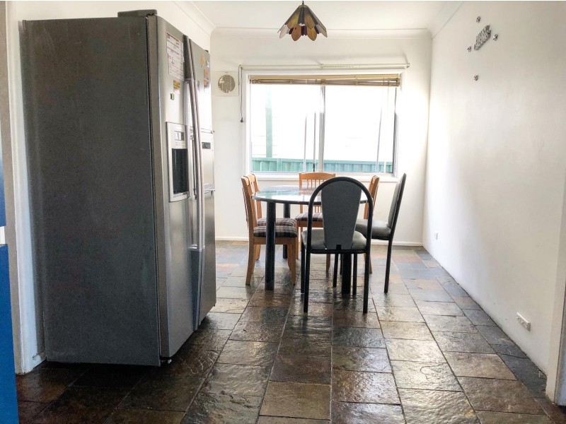25 Defoe St, Wiley Park NSW 2195
