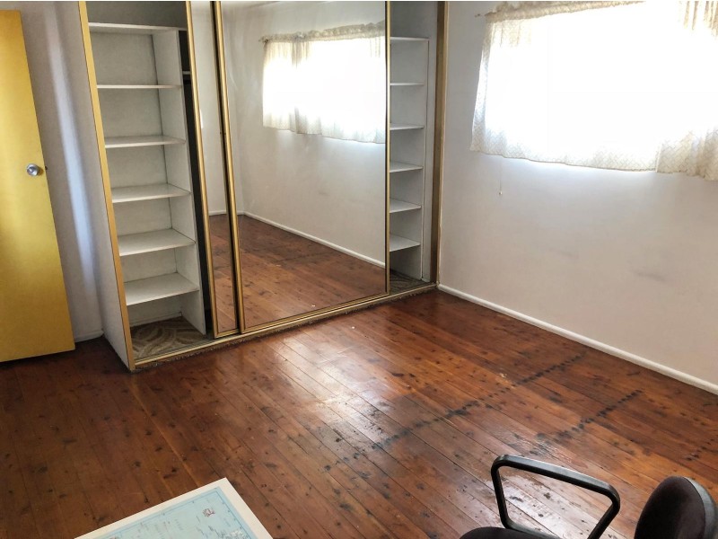 25 Defoe St, Wiley Park NSW 2195
