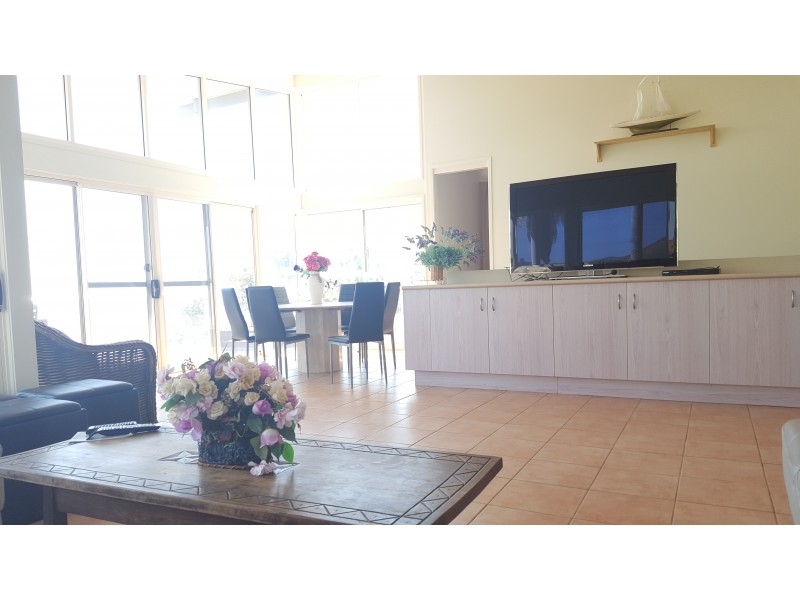 11 Pacific Street, Kiama NSW 2533