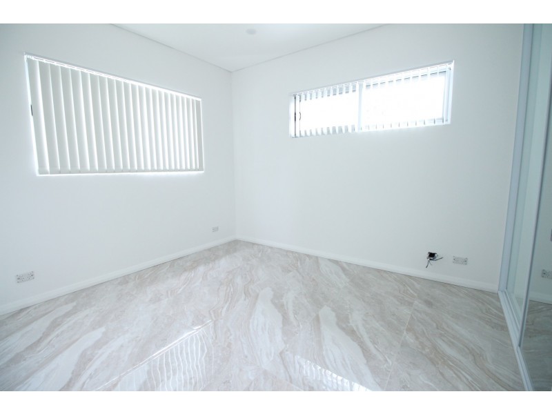 39a Camillo St, Pendle Hill NSW 2145