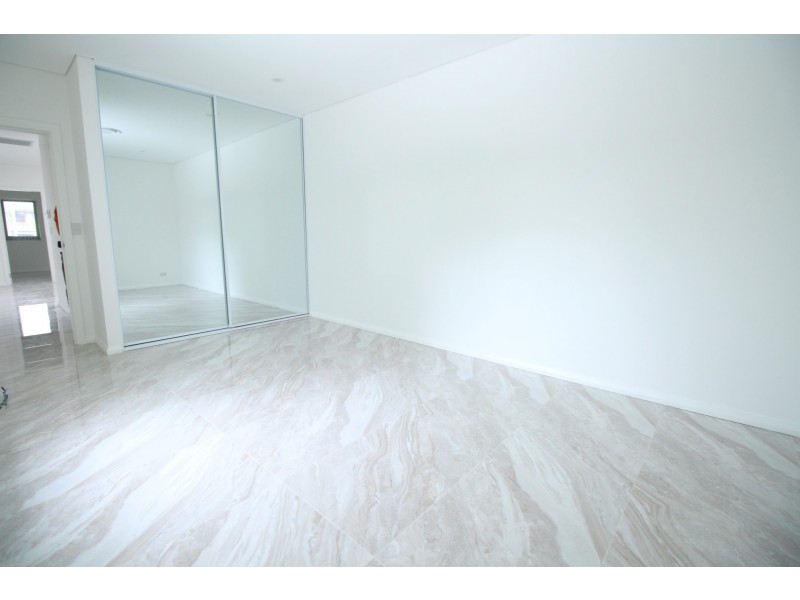 39a Camillo St, Pendle Hill NSW 2145