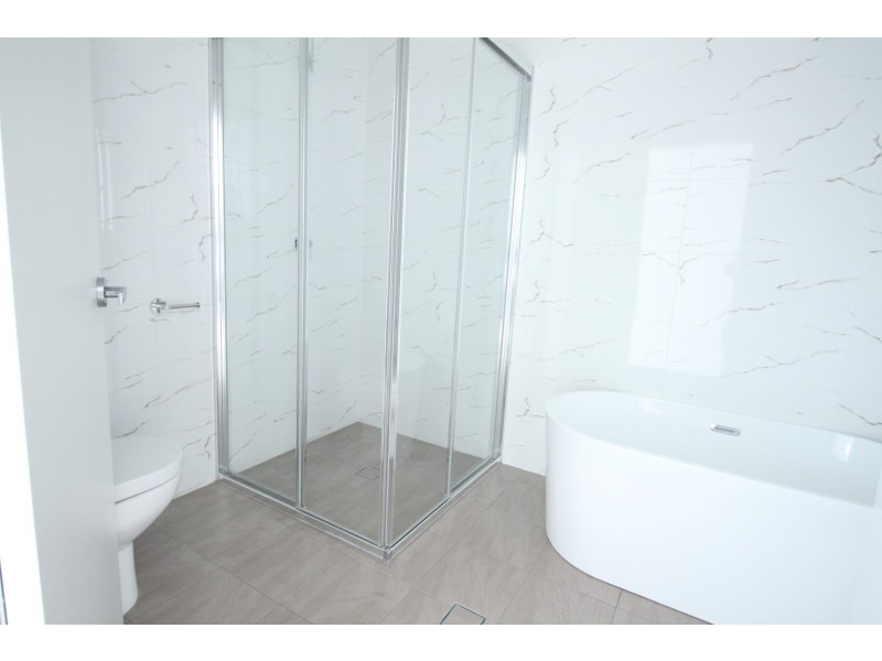 39a Camillo St, Pendle Hill NSW 2145