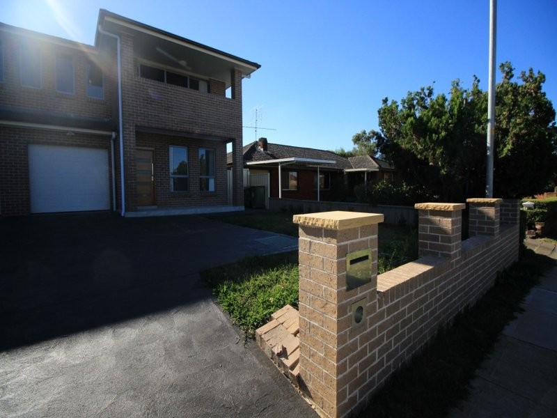 93 Hammers Road, Northmead NSW 2152