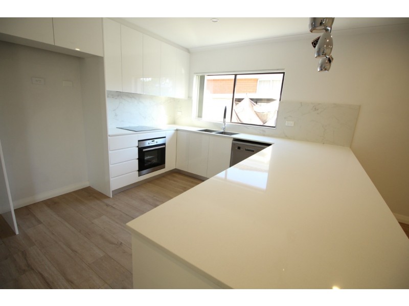 96 Columbia Road, Seven Hills NSW 2147