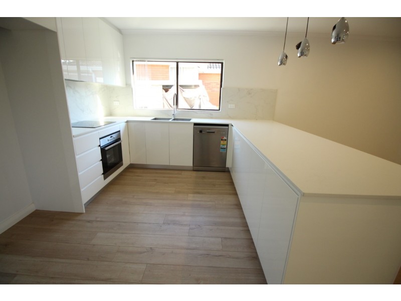 96 Columbia Road, Seven Hills NSW 2147