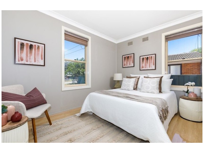 72 Marquesa Crescent, Lethbridge Park NSW 2770