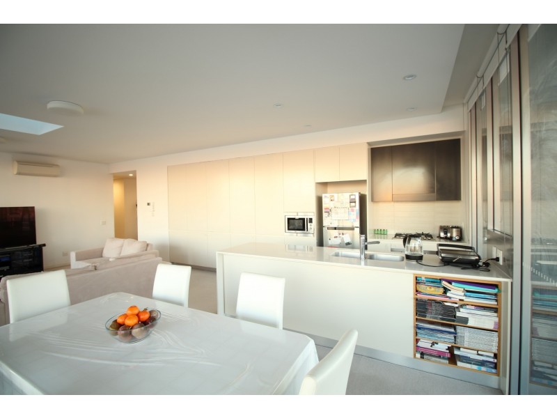 811/14 Nuvolari Pl, Wentworth Point NSW 2127