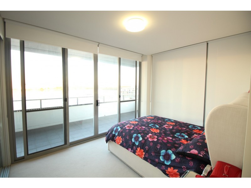 811/14 Nuvolari Pl, Wentworth Point NSW 2127