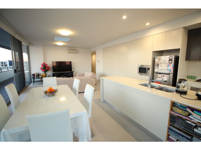 811/14 Nuvolari Pl, Wentworth Point NSW 2127