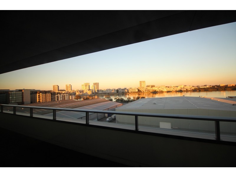 811/14 Nuvolari Pl, Wentworth Point NSW 2127