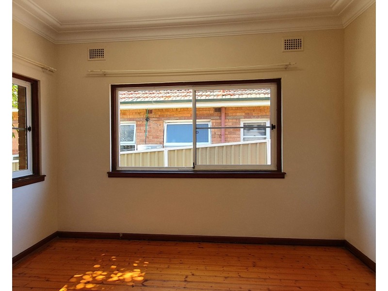 18 Lynwood Street, Blakehurst NSW 2221