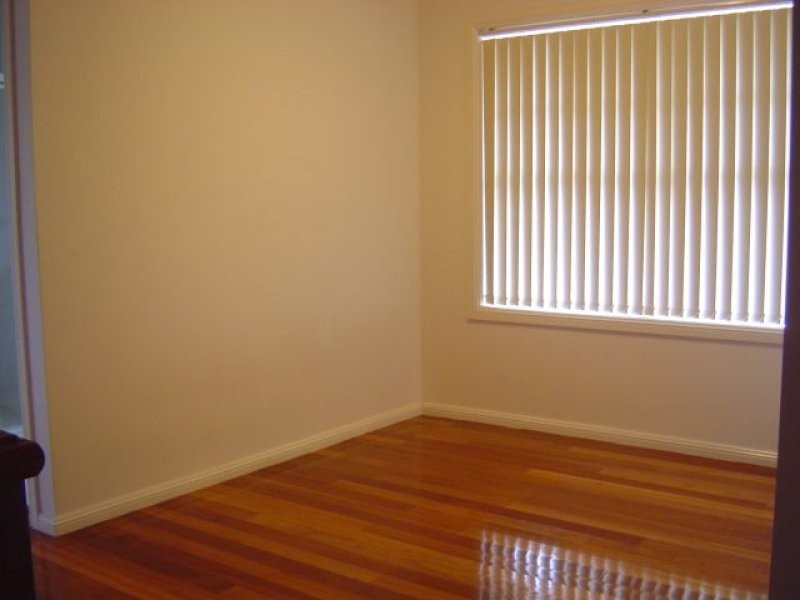 - Valley Road, Eastwood NSW 2122