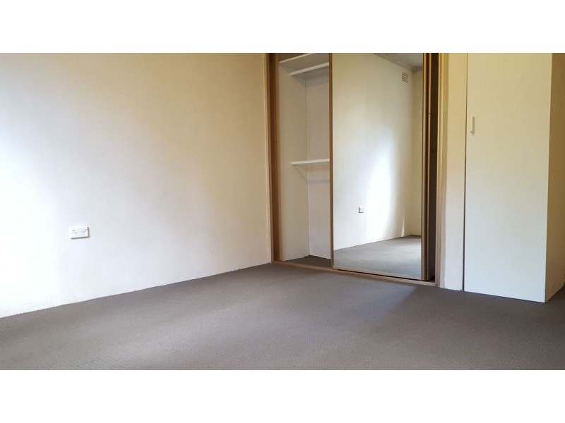 2/36 Kharthoum Road, Macquarie Park NSW 2113