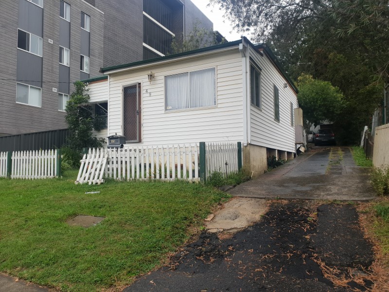 49 Hills Street, Gosford NSW 2250